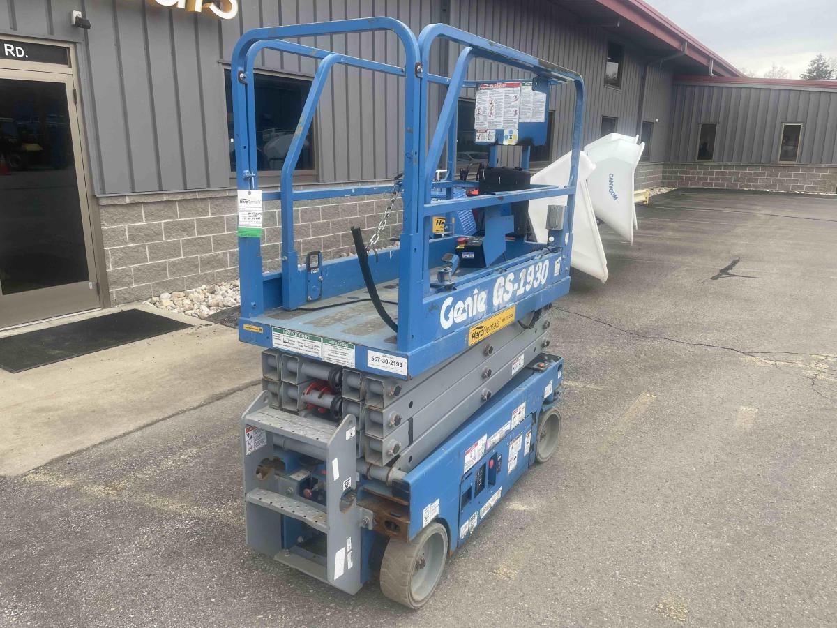 2018 Genie GS-1930