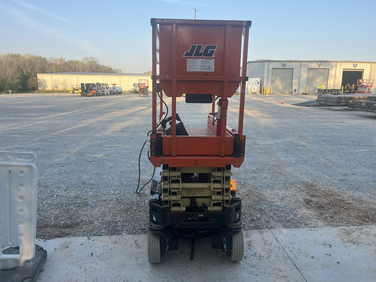2018 JLG 1932R-4