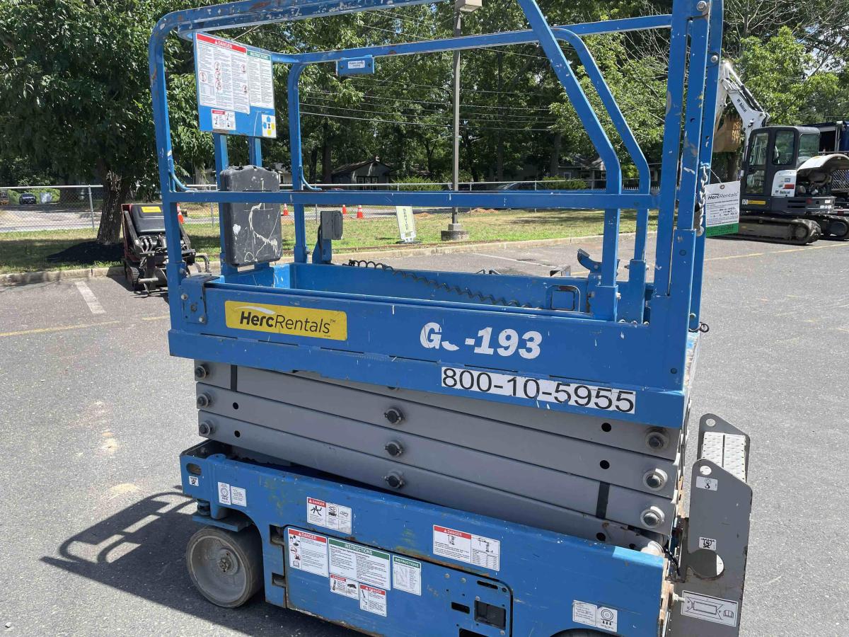 2016 Genie GS-1930