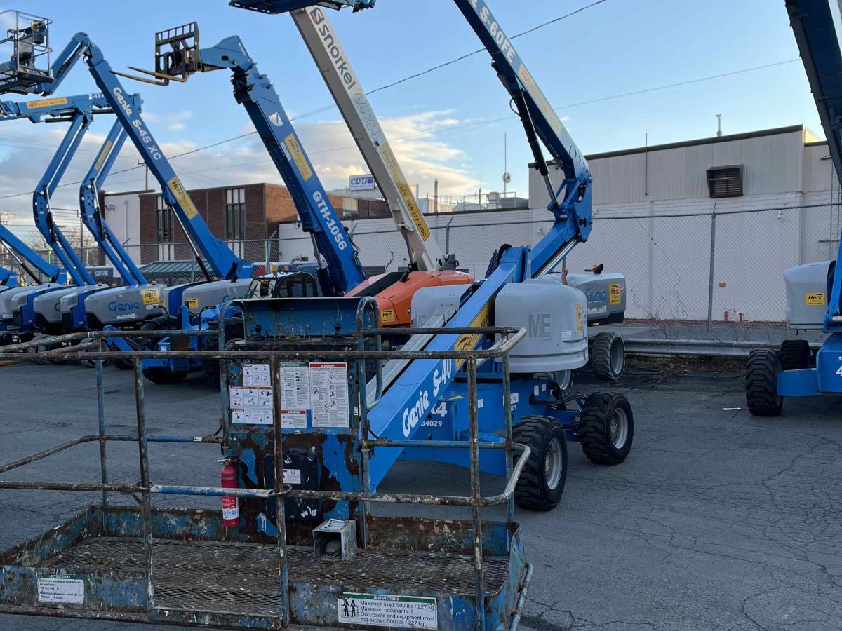 2015 Genie S-40