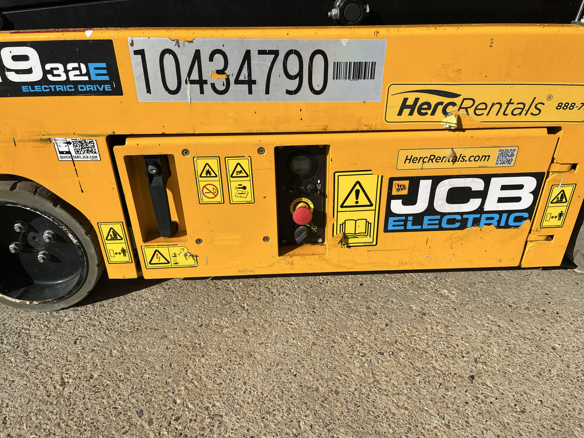 2024 JCB S1932E-8