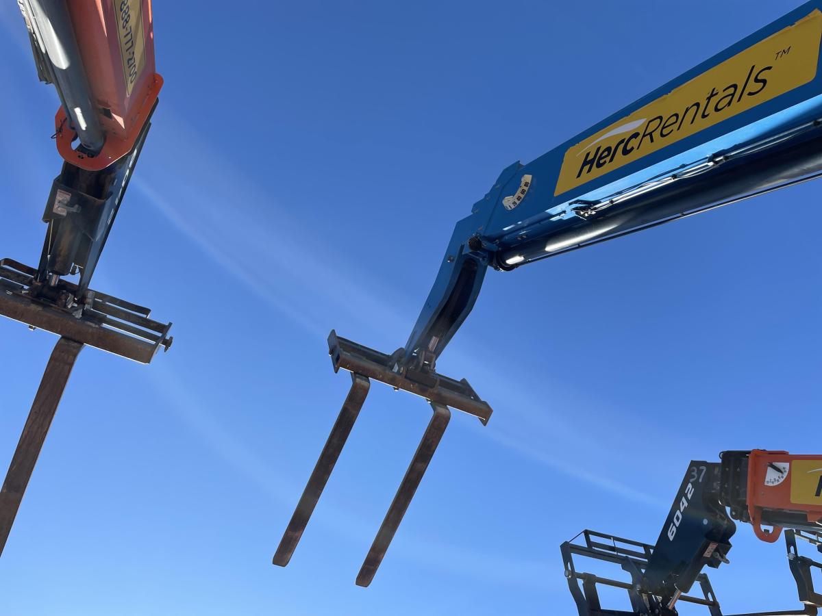 2019 Genie GTH-1056