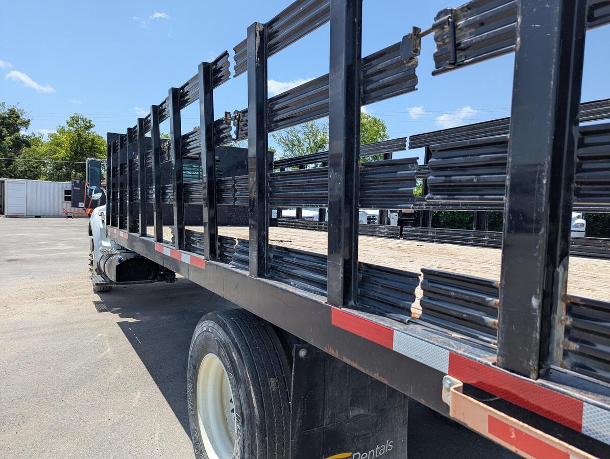 2015 Ford F750-6