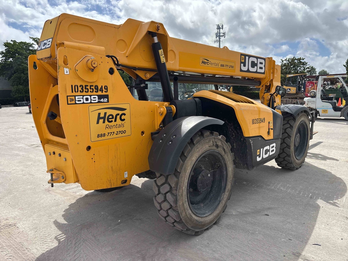 2022 JCB 509-42-3