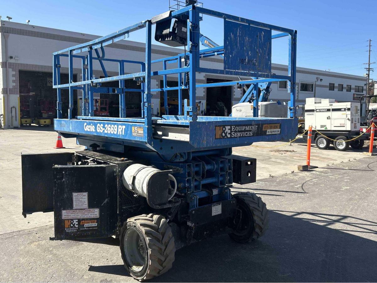 2017 Genie GS-2669 RT