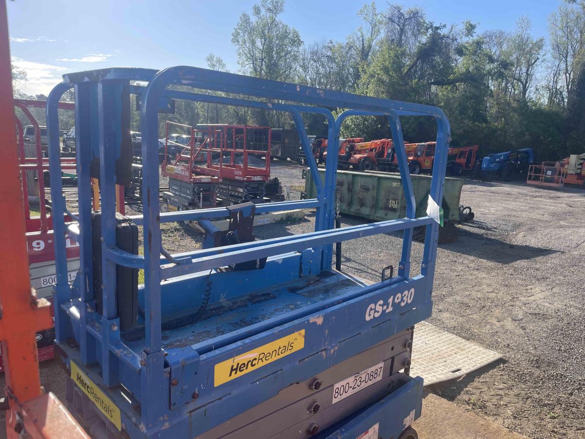 2018 Genie GS-1930