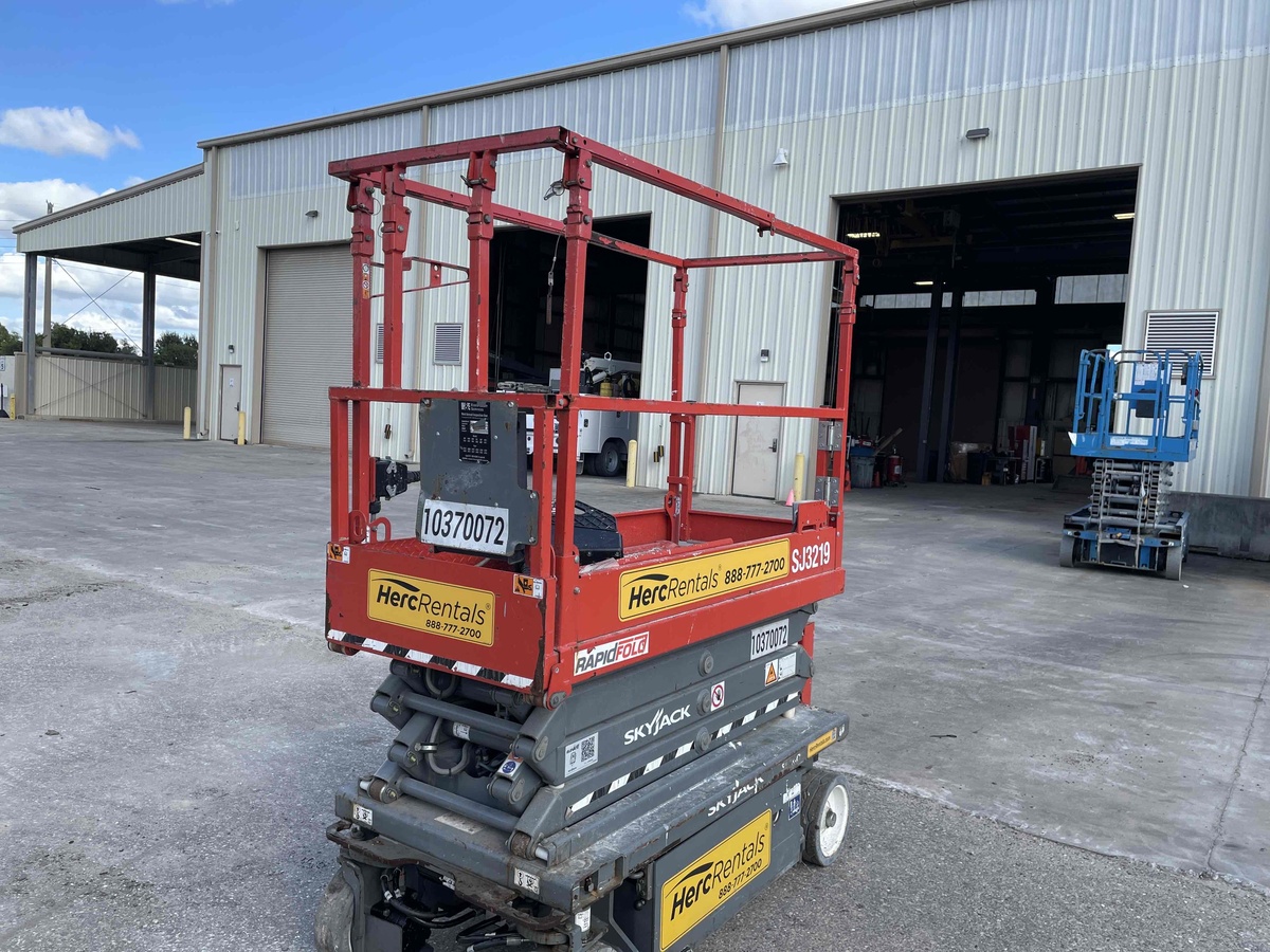 2022 Skyjack SJ3219-4
