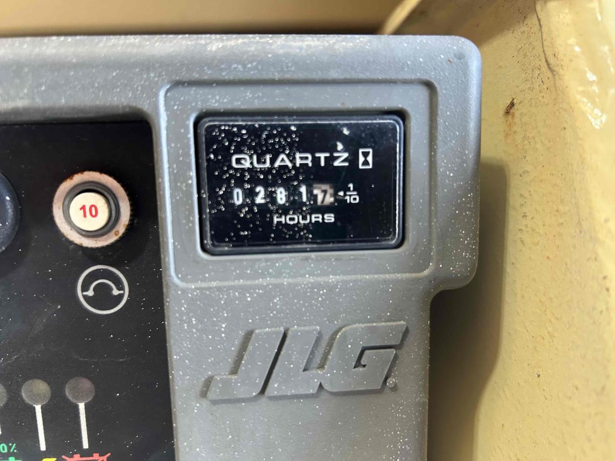 2018 JLG 2632ES
