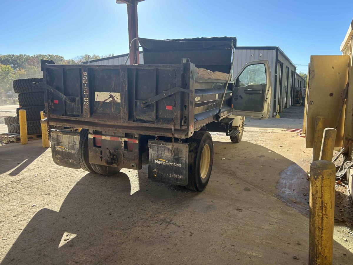 2015 Ford F650