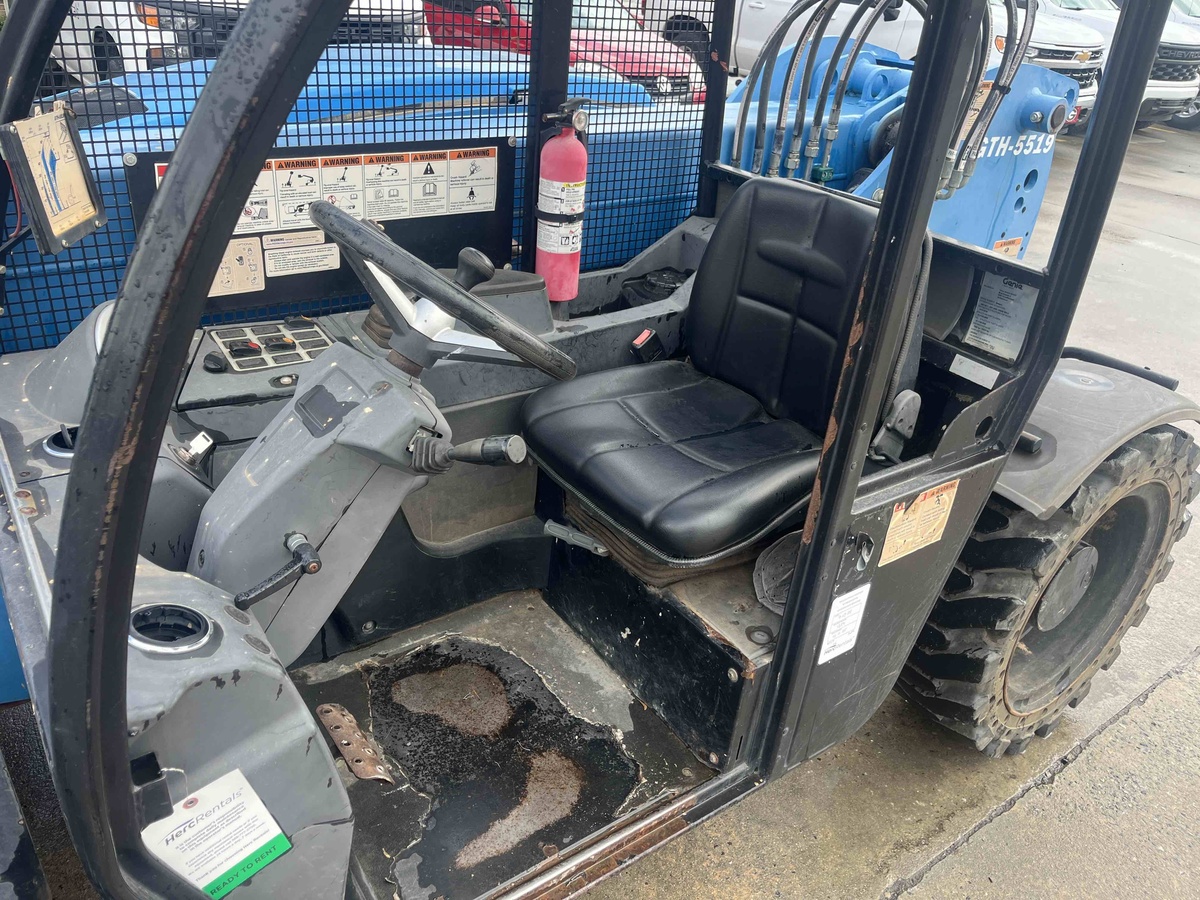 2018 Genie GTH-5519-5