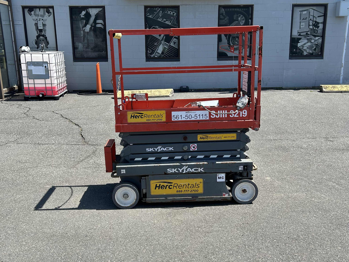 2019 Skyjack SJ3219