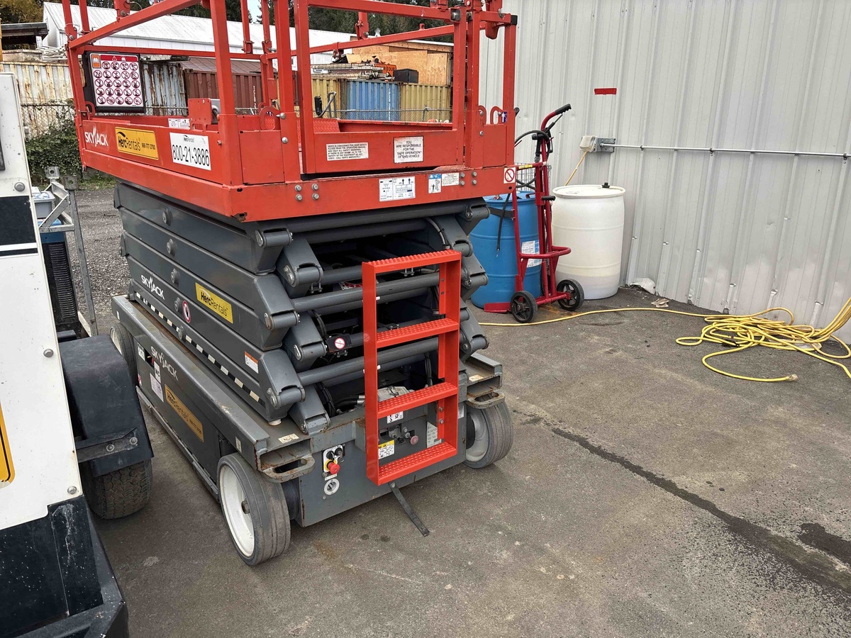 2018 Skyjack SJ4740-5