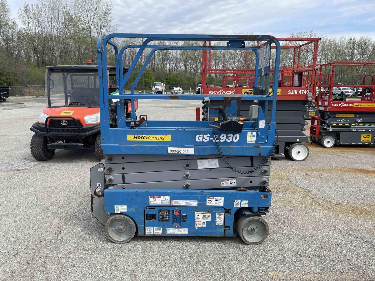 2018 Genie GS-1930