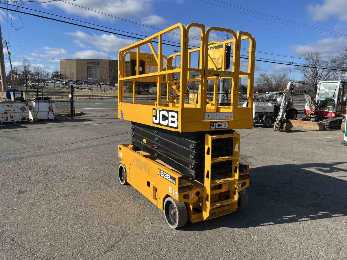2020 JCB S3246E