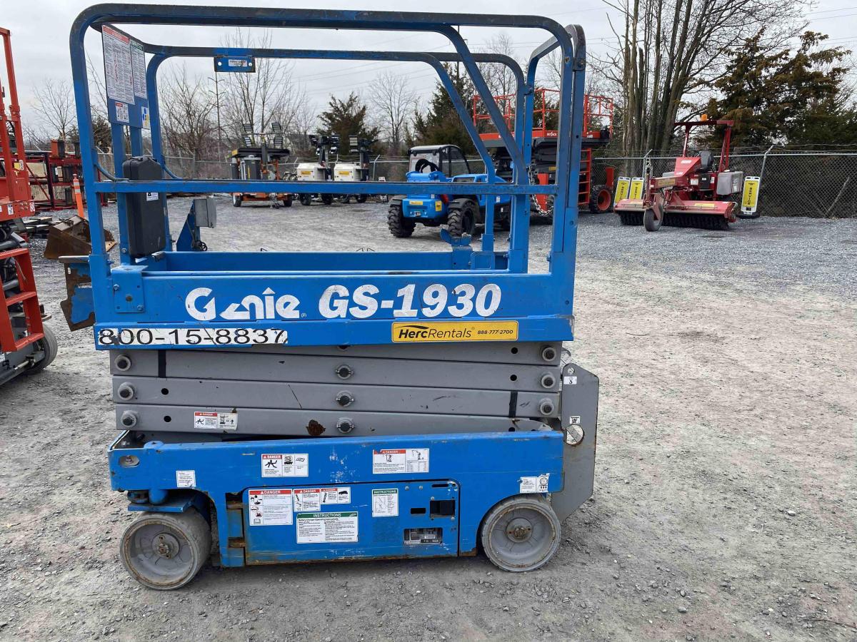 2017 Genie GS-1930