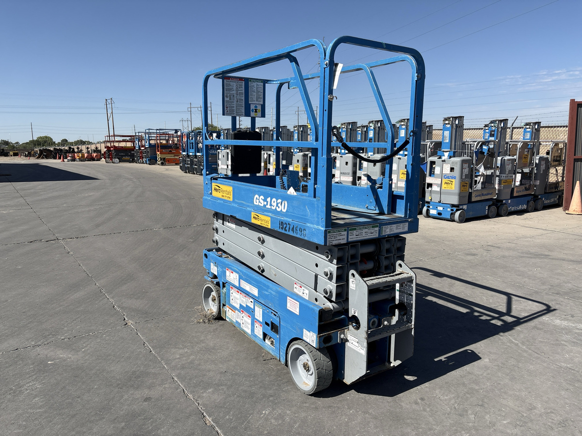 2019 Genie GS-1930