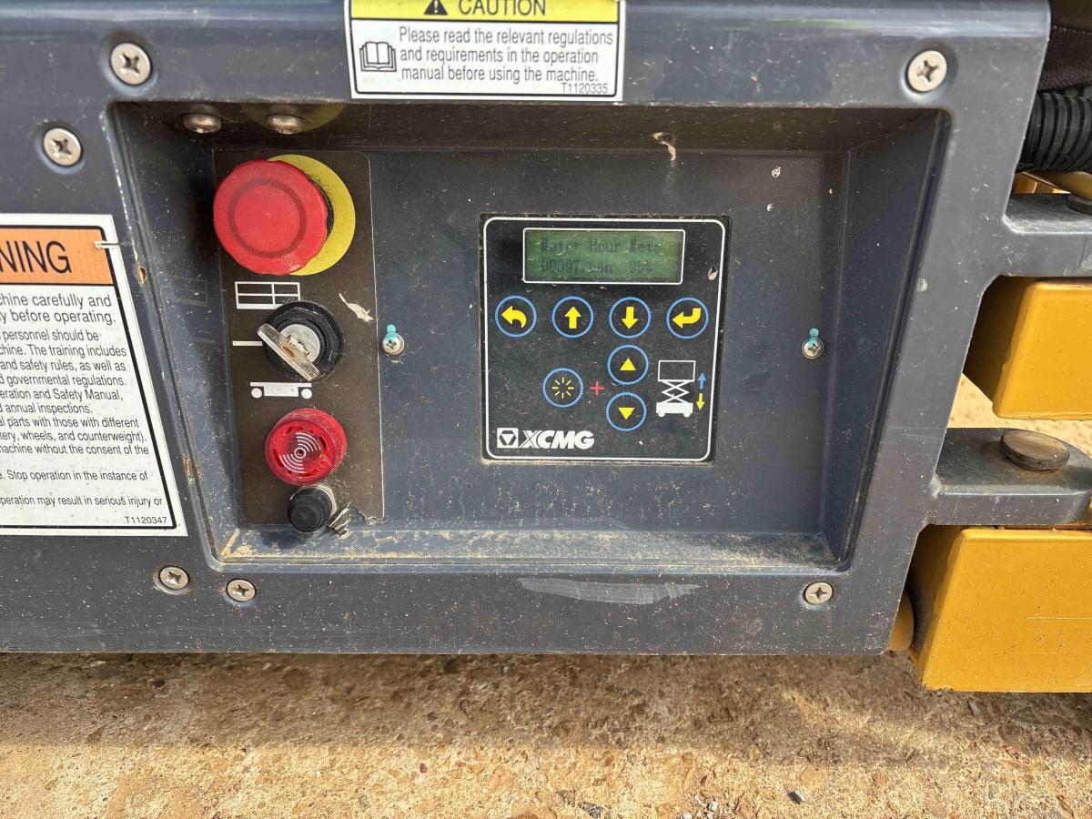 2021 XCMG XG1330DC-8