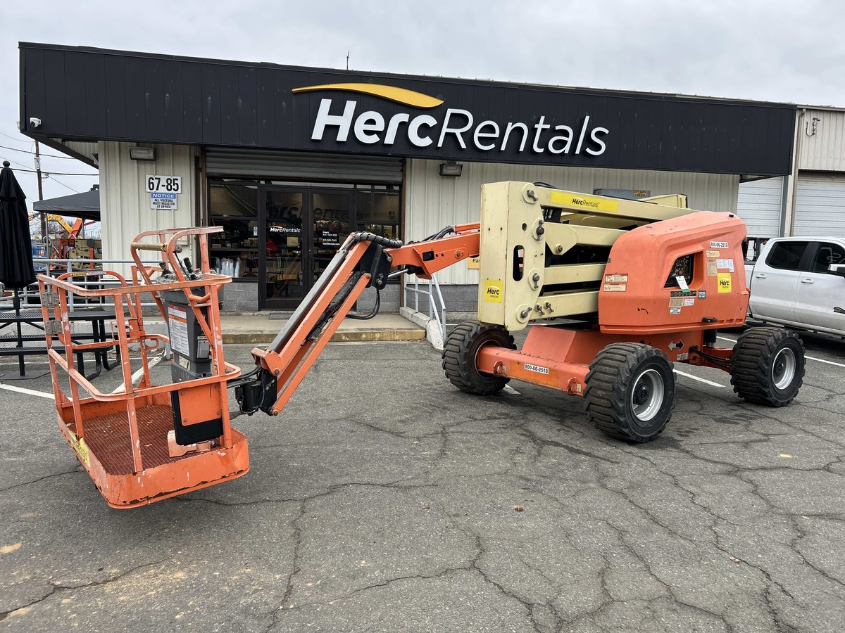 2015 JLG 450AJ