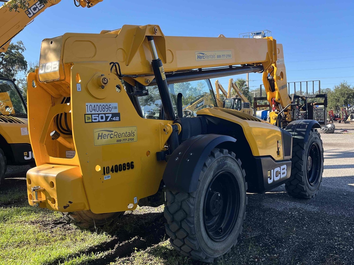 2023 JCB 507-42-1