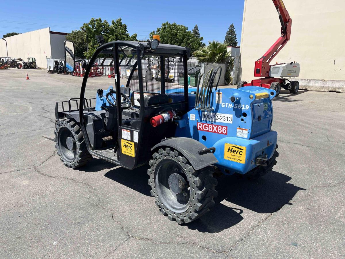 2018 Genie GTH-5519-4