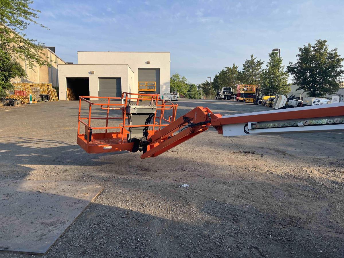 2014 JLG 460SJ