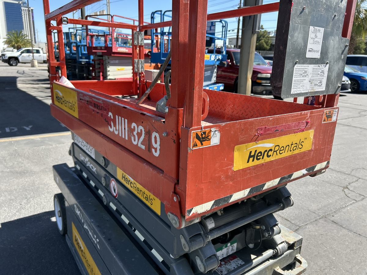 2019 Skyjack SJ3219-23