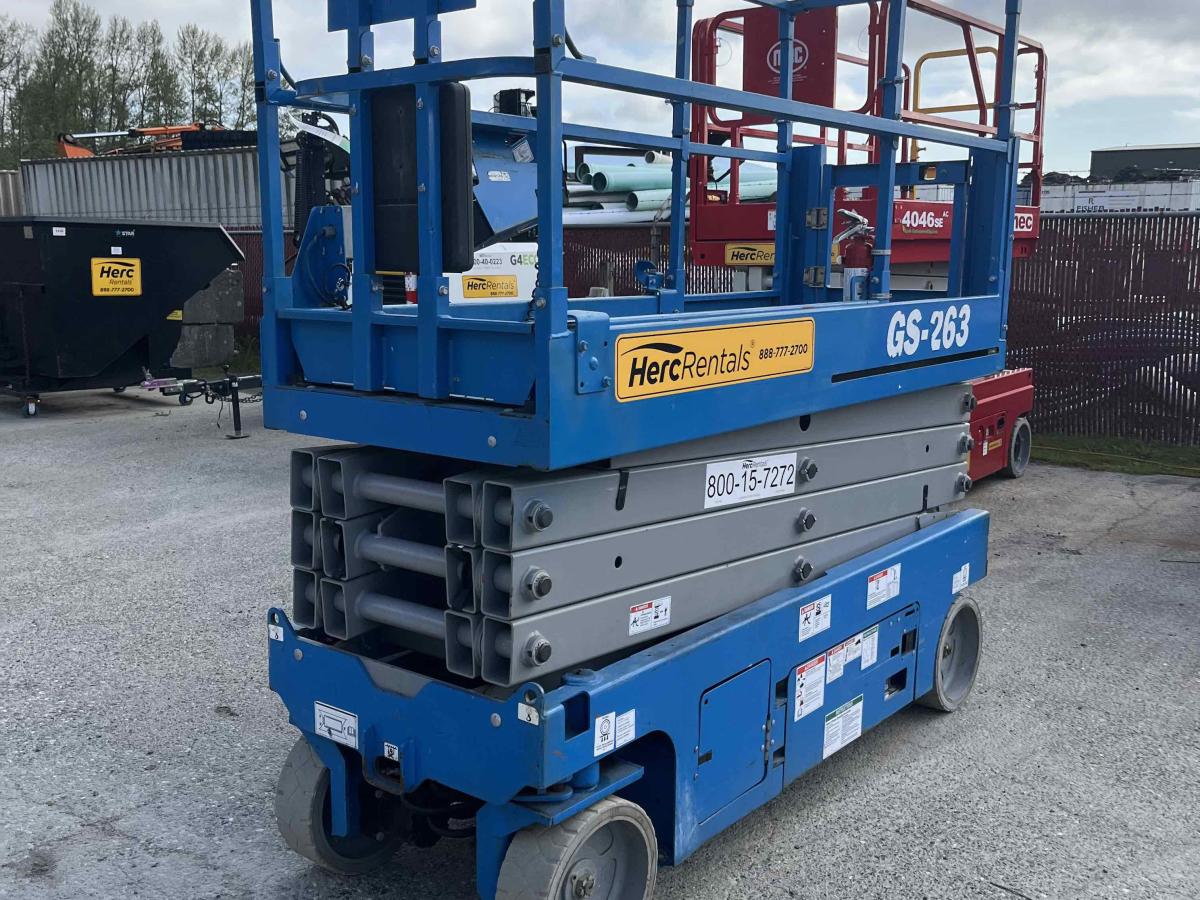2017 Genie GS-2632-4