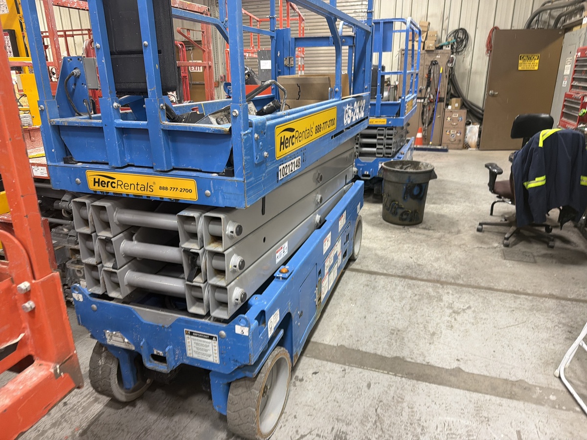 2017 Genie GS-2632-4