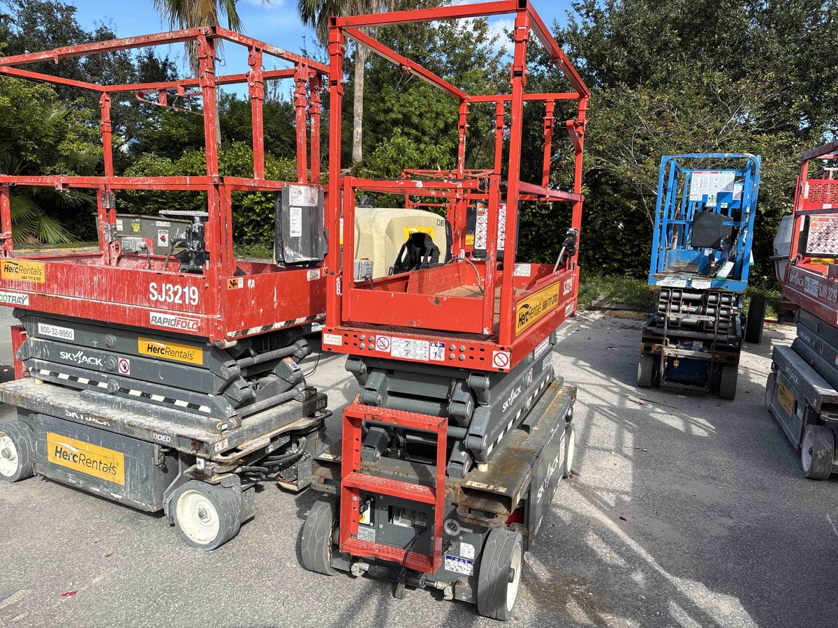 2021 Skyjack SJ3219-4