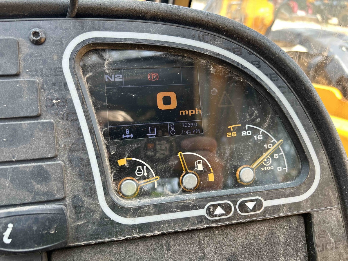 2022 JCB 512-56-9
