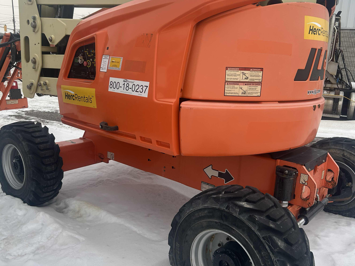 2017 JLG 450AJ-5