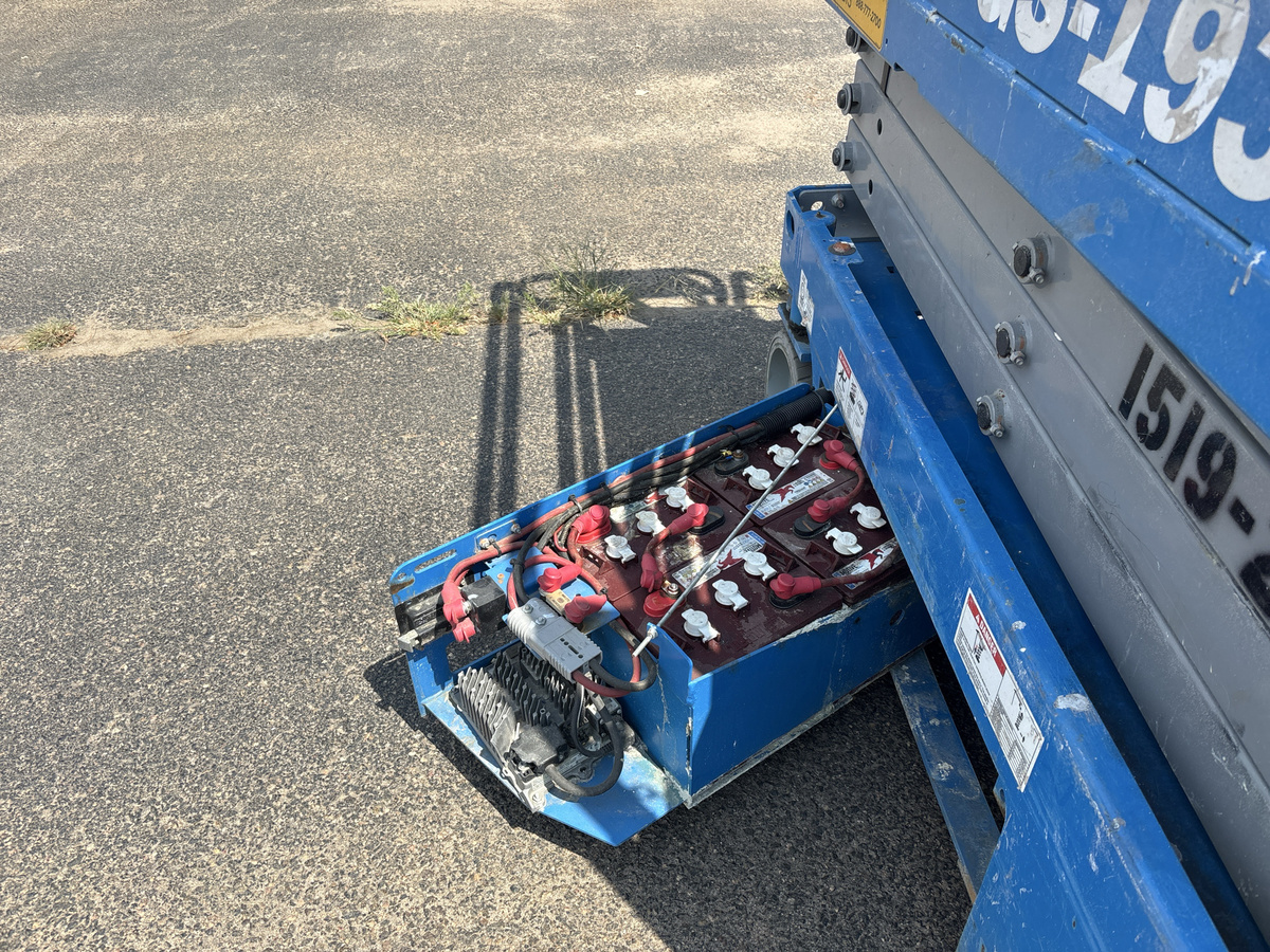 2019 Genie GS-1930-8
