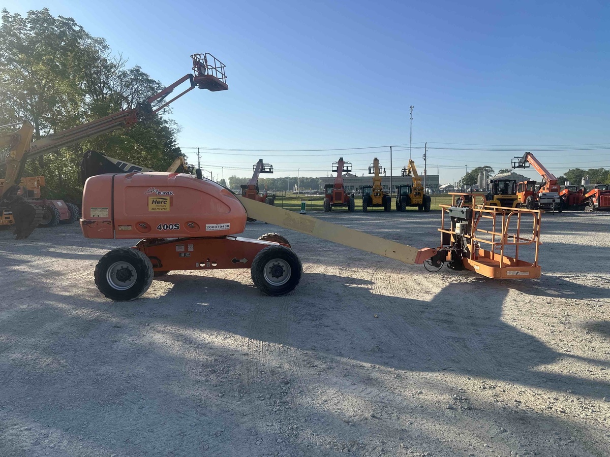 2007 JLG 400S