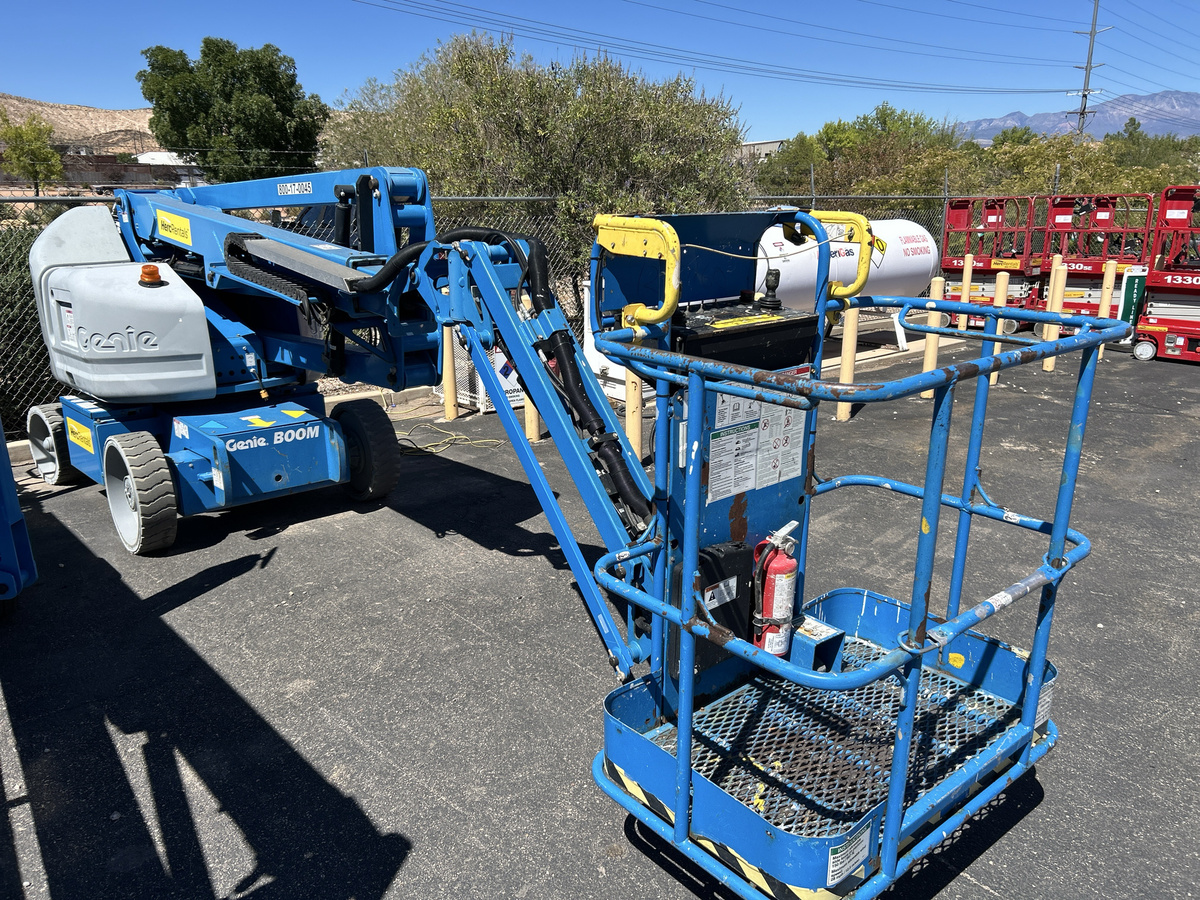 2017 Genie Z-40/23 N