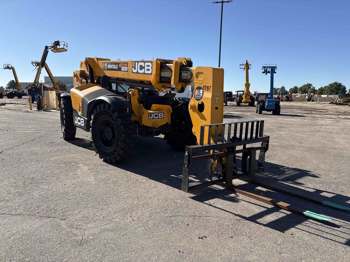 2021 JCB 507-42-3