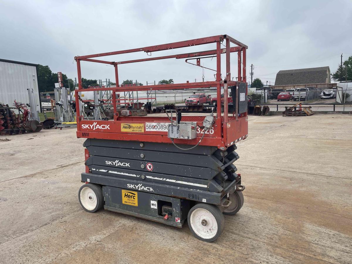 2017 Skyjack SJ3226