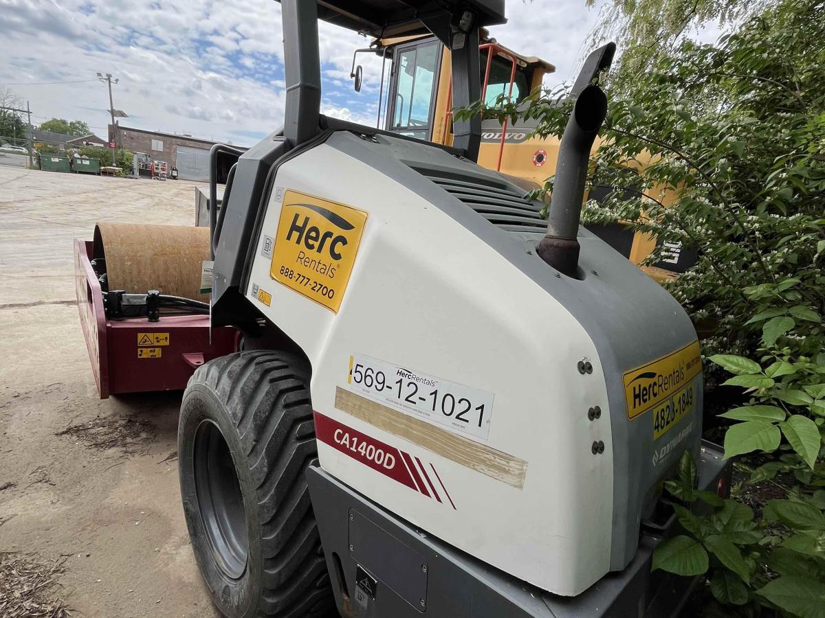 2018 Dynapac CA1400D