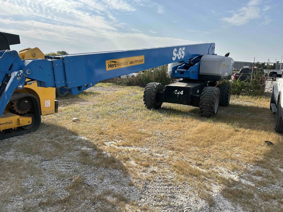 2017 Genie S-85-7