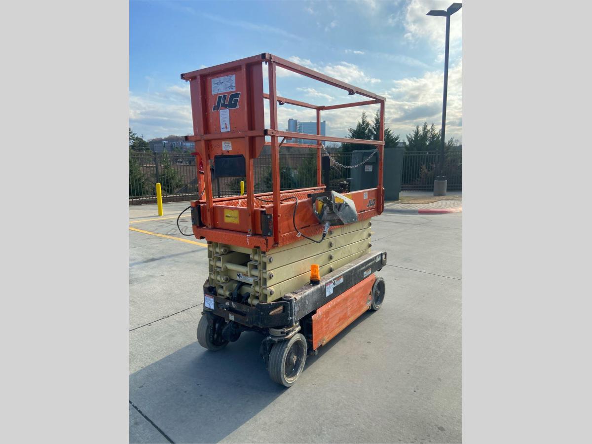 2018 JLG 1932R