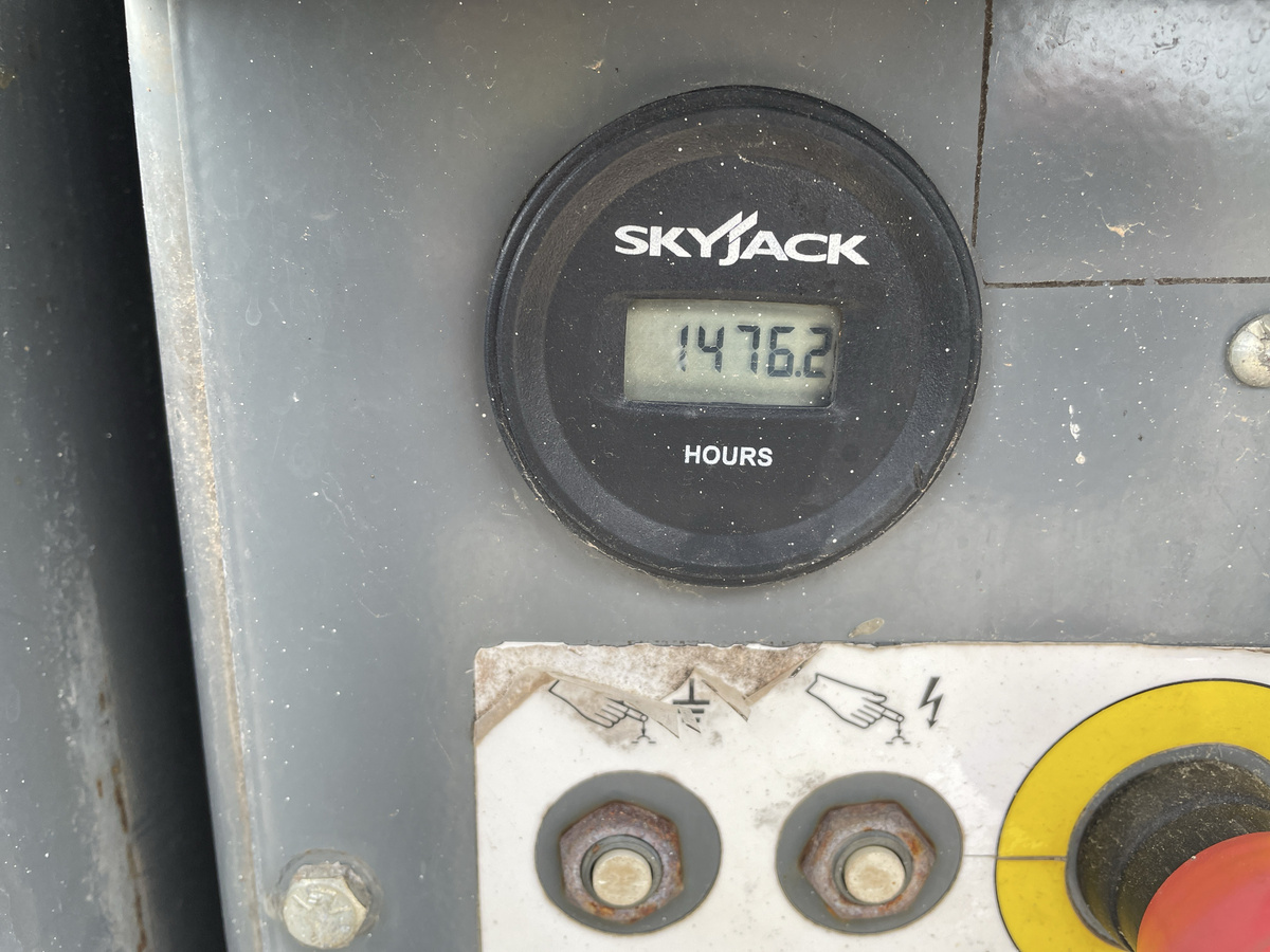 2018 Skyjack SJ-6826RT-6