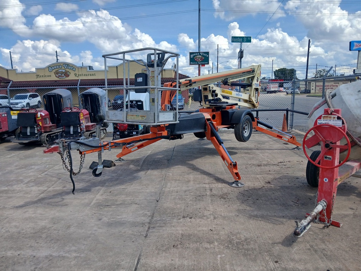 2019 JLG T350-2