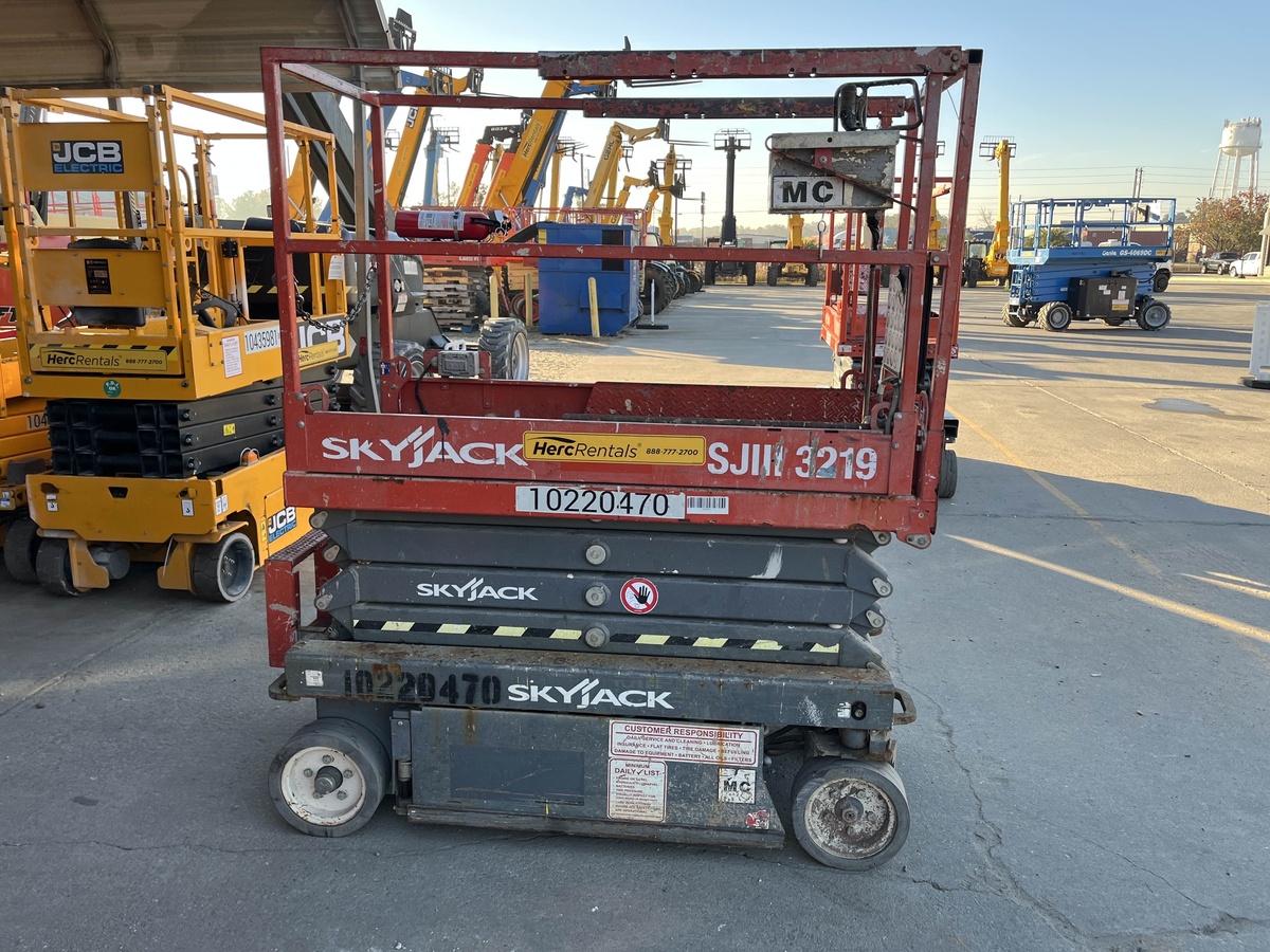 2017 Skyjack SJ3219-14