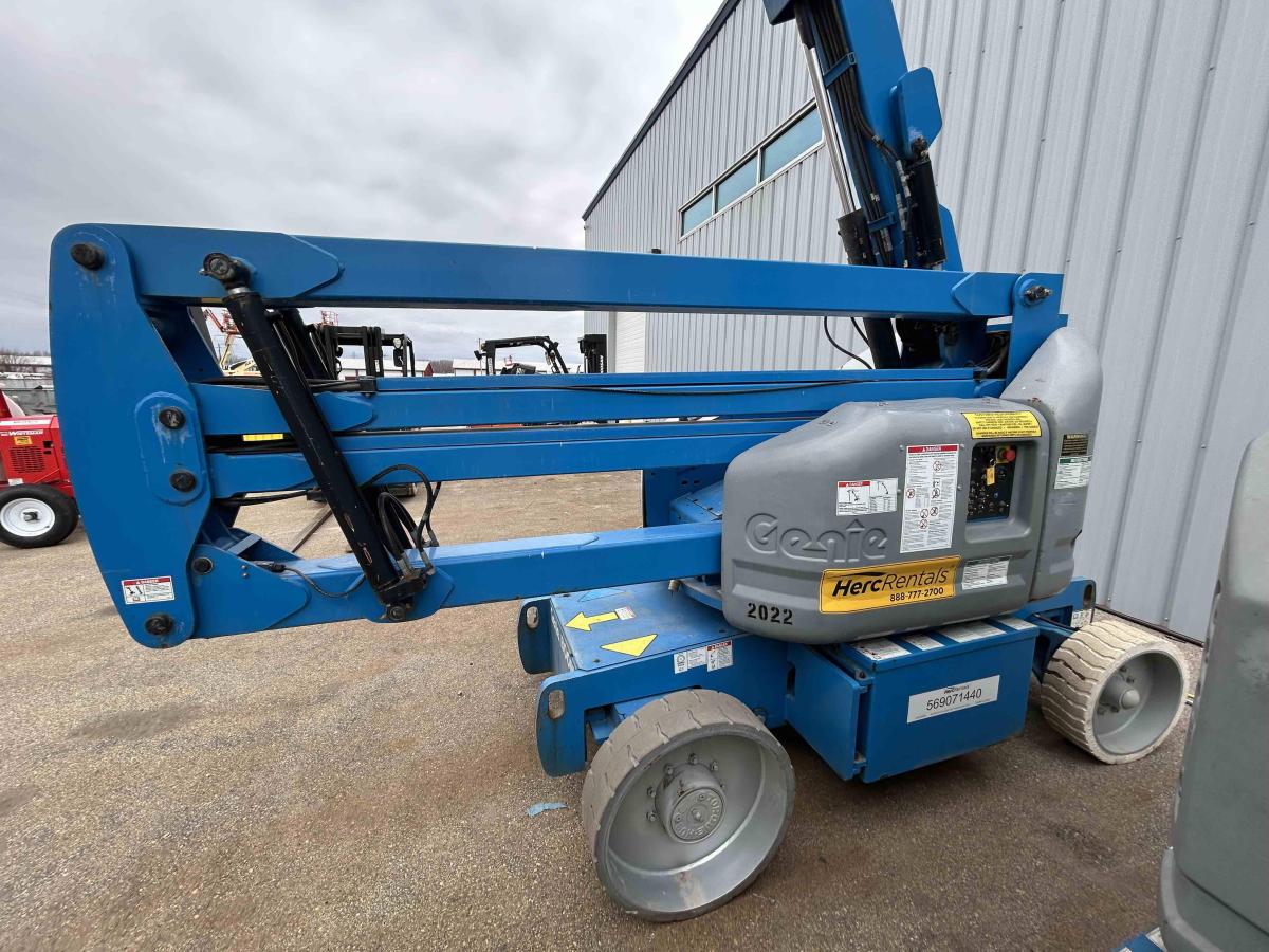 2013 Genie Z-40/23 N
