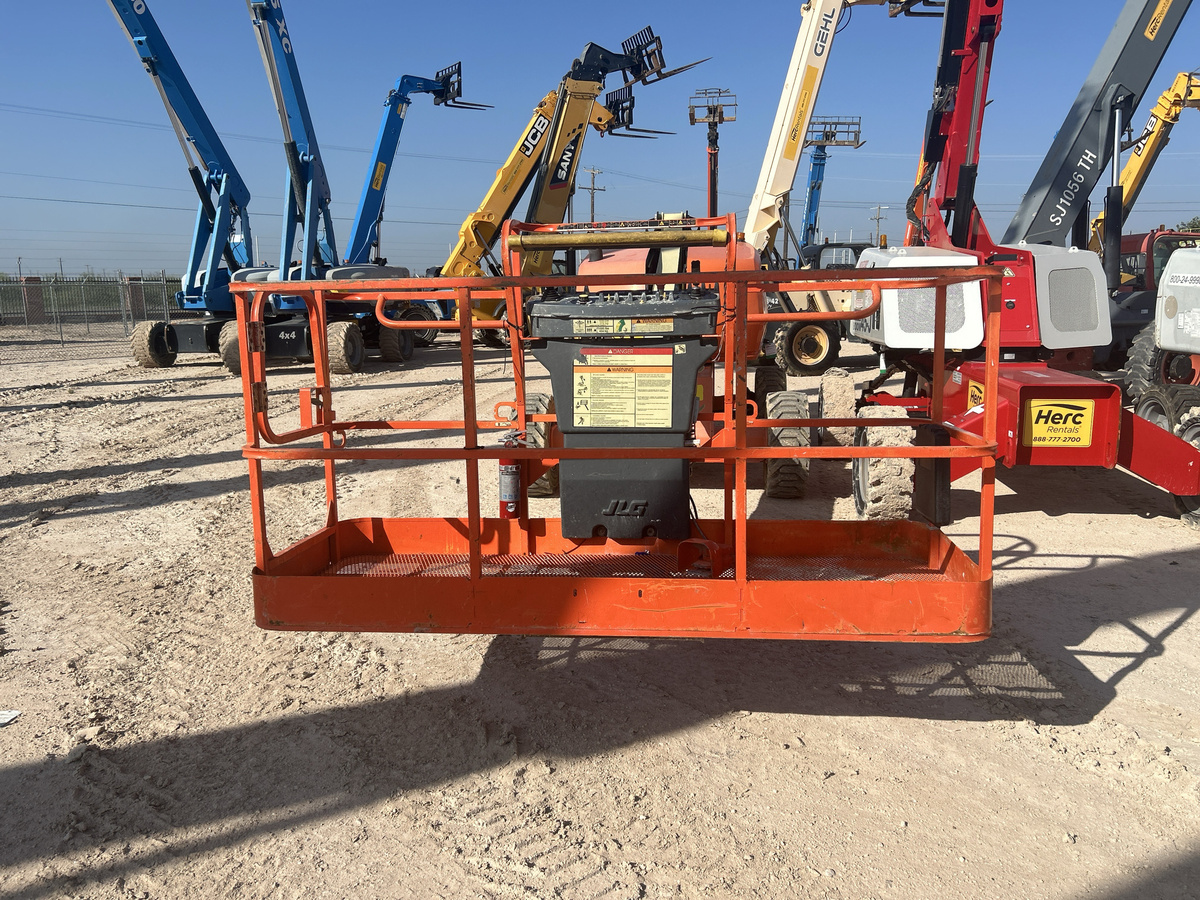 2018 JLG 400S-7