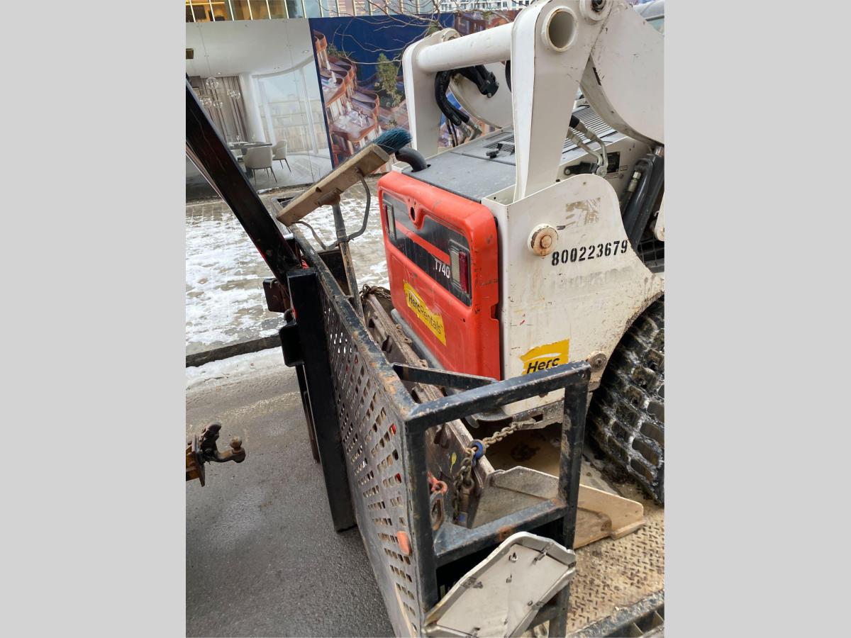 2018 Bobcat T740