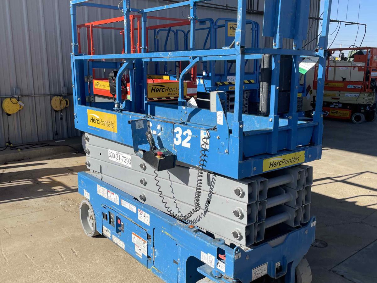 2018 Genie GS-2632