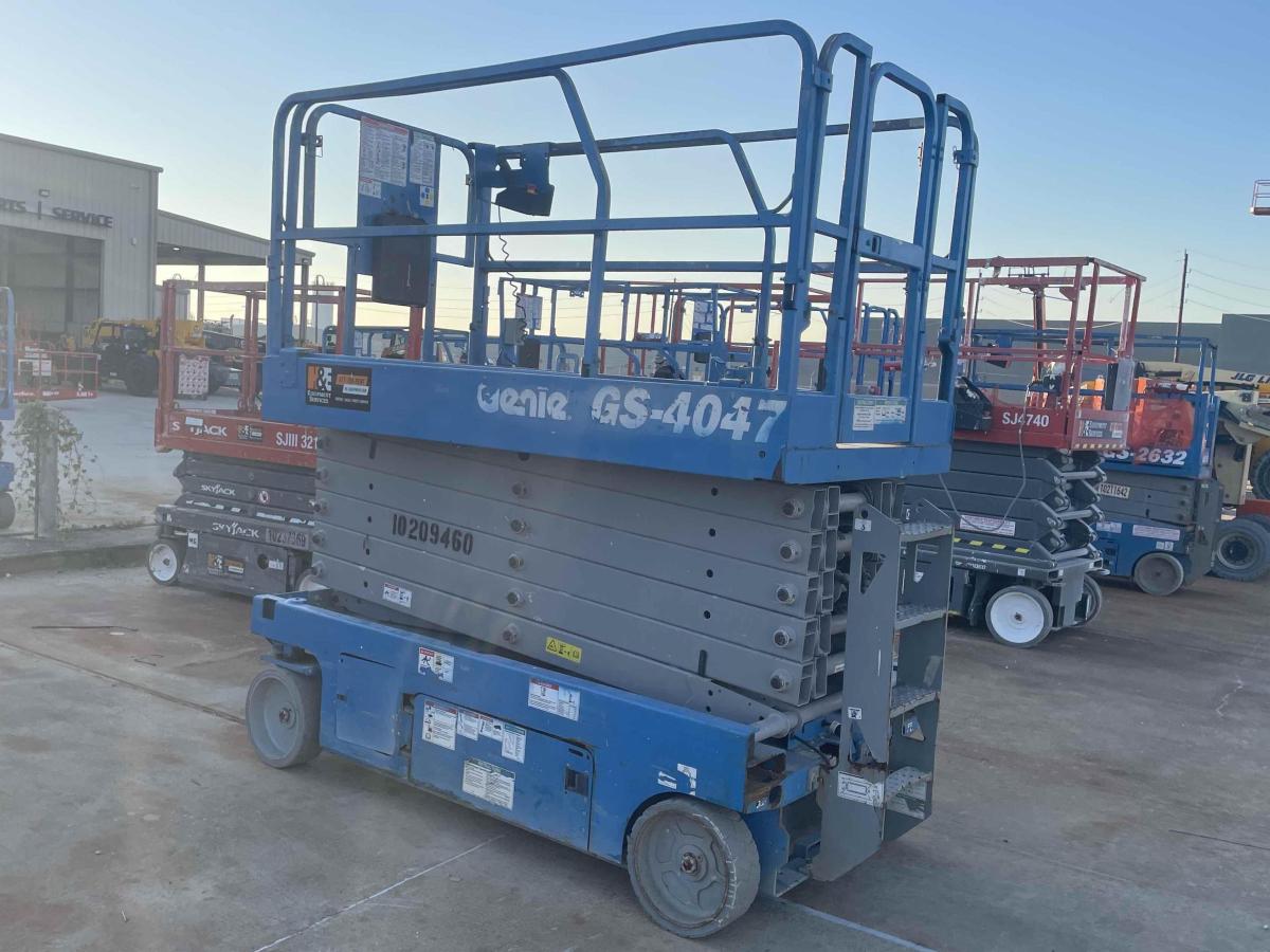 2017 Genie GS-4047-4