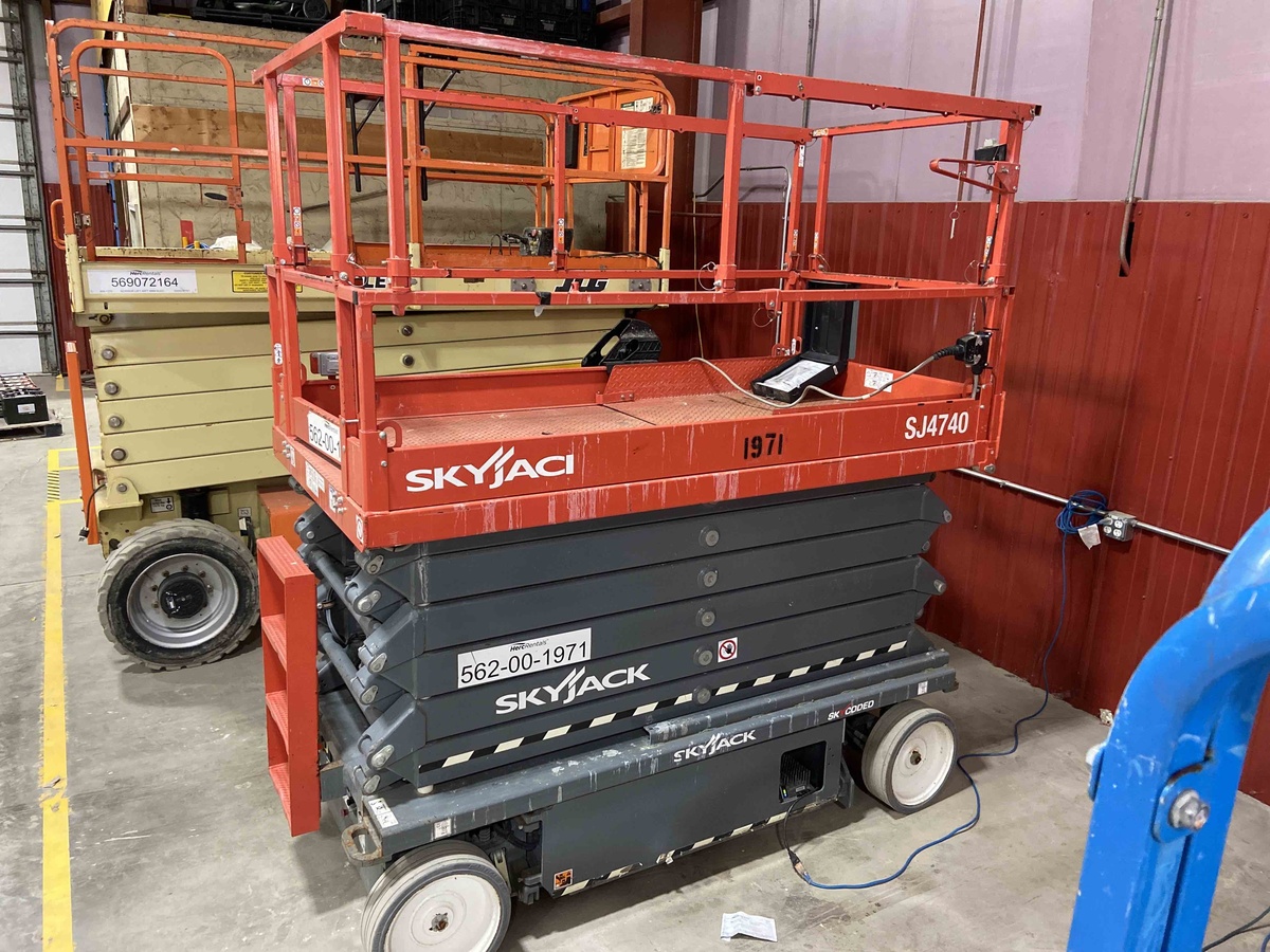2020 Skyjack SJ4740