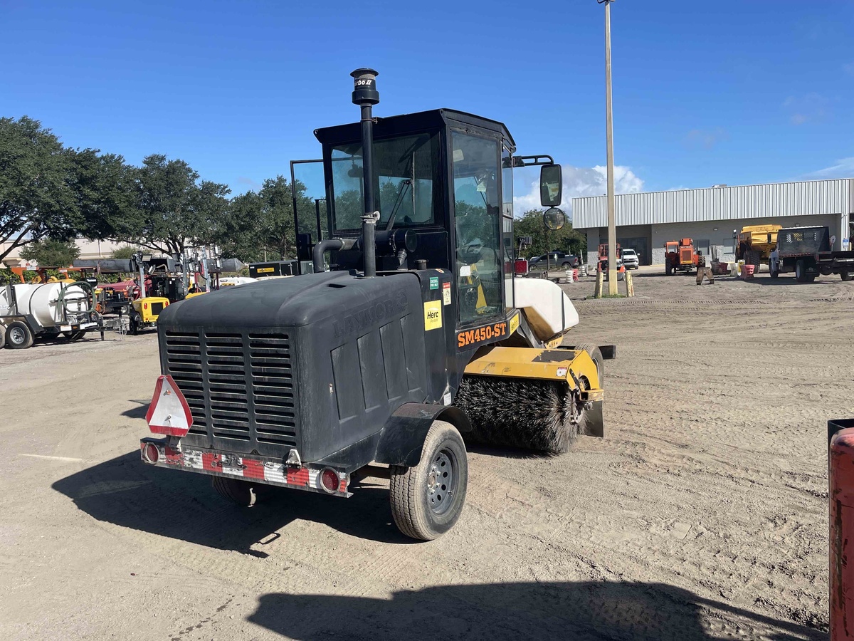 2018 LayMor SweepMaster 450-ST-3
