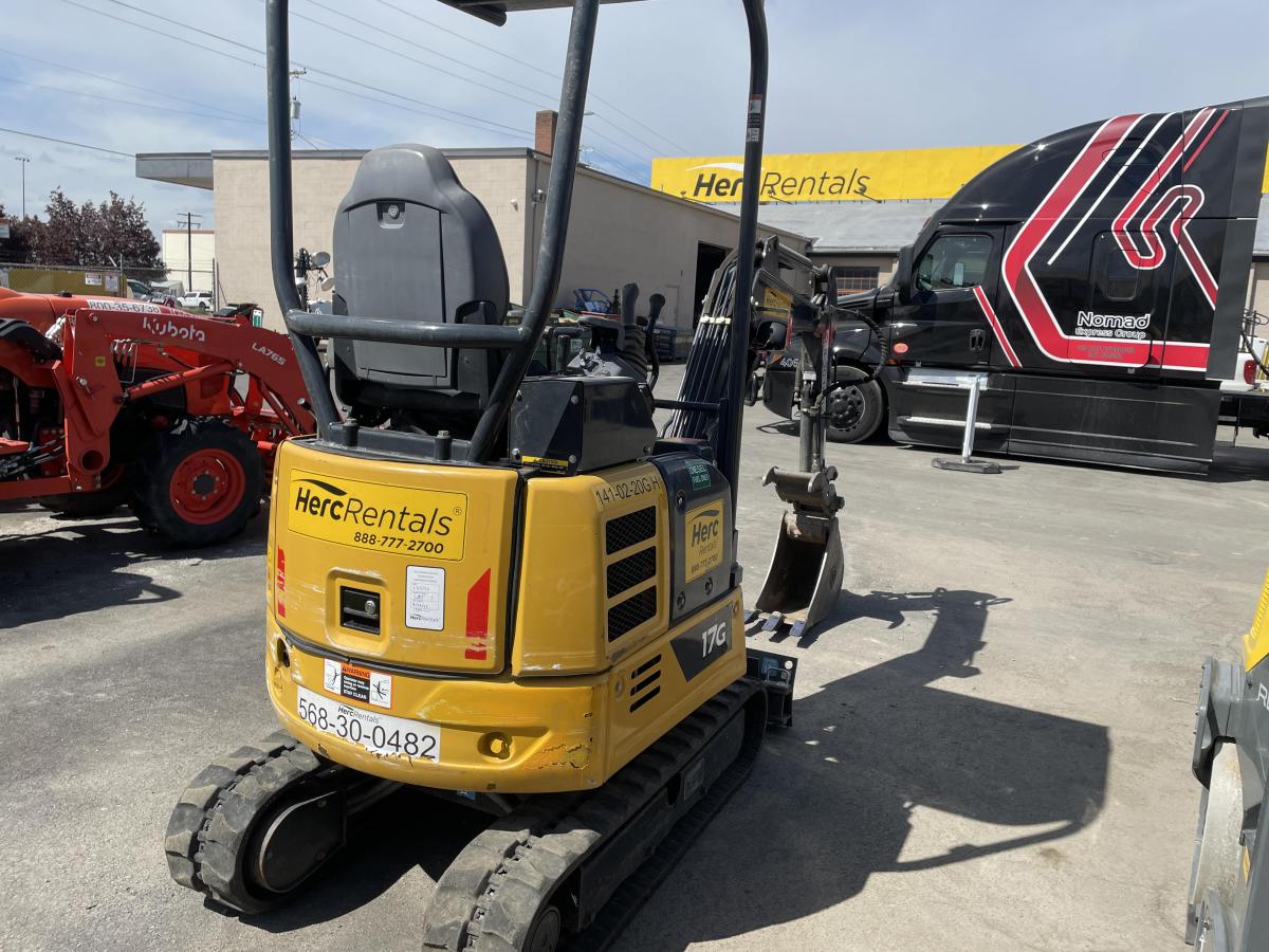 2022 John Deere 17G-4
